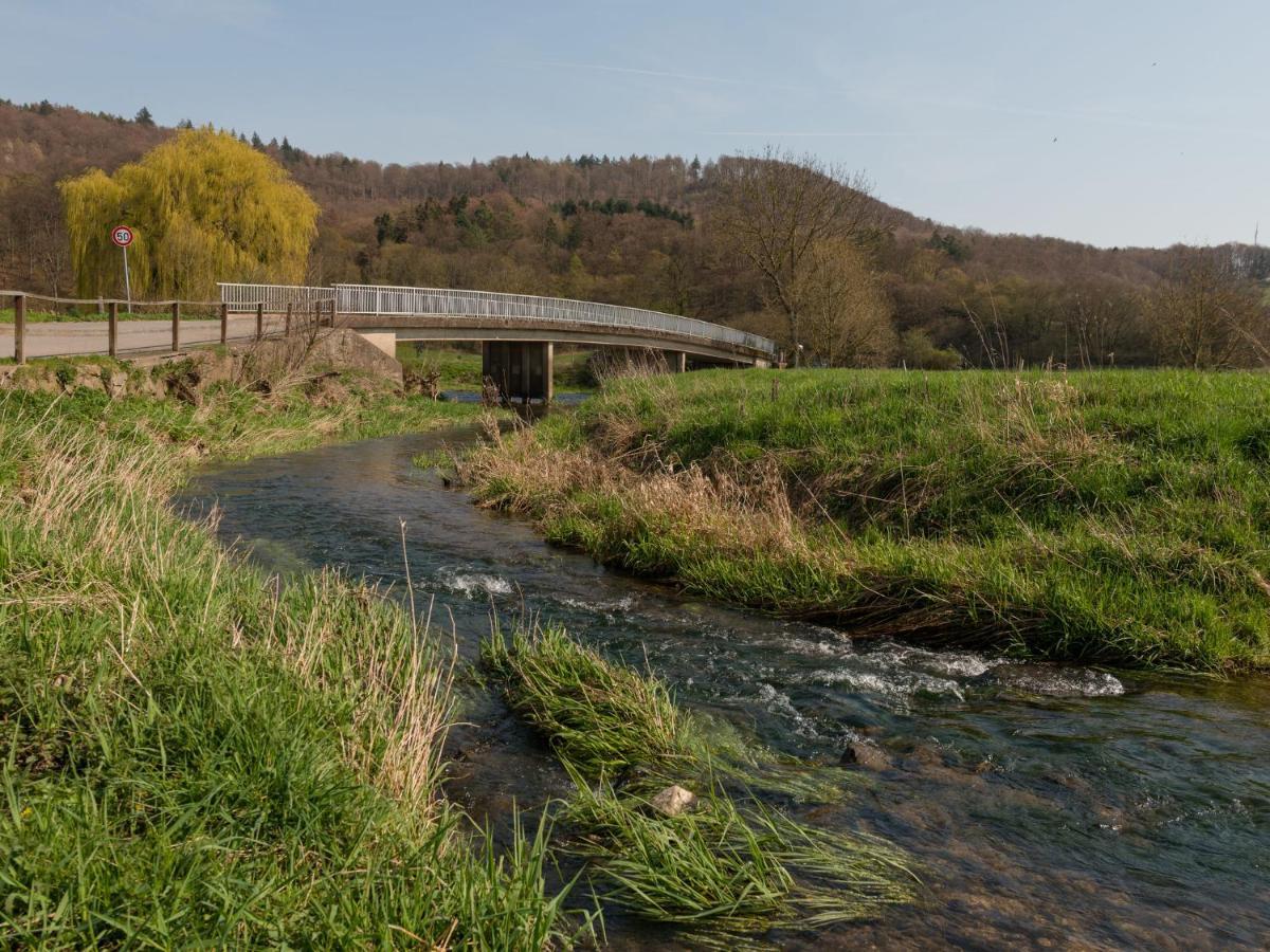 Modern Holiday Home Near River In Amelgatzen Emmerthal الغرفة الصورة